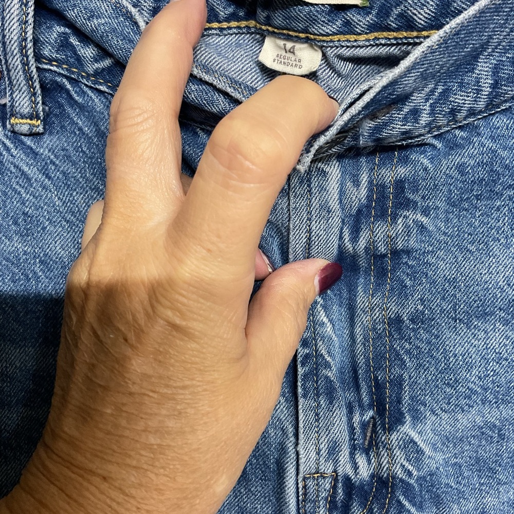 American Eagle Distressed Blue Jeans with Patches - Picture 3 of 4